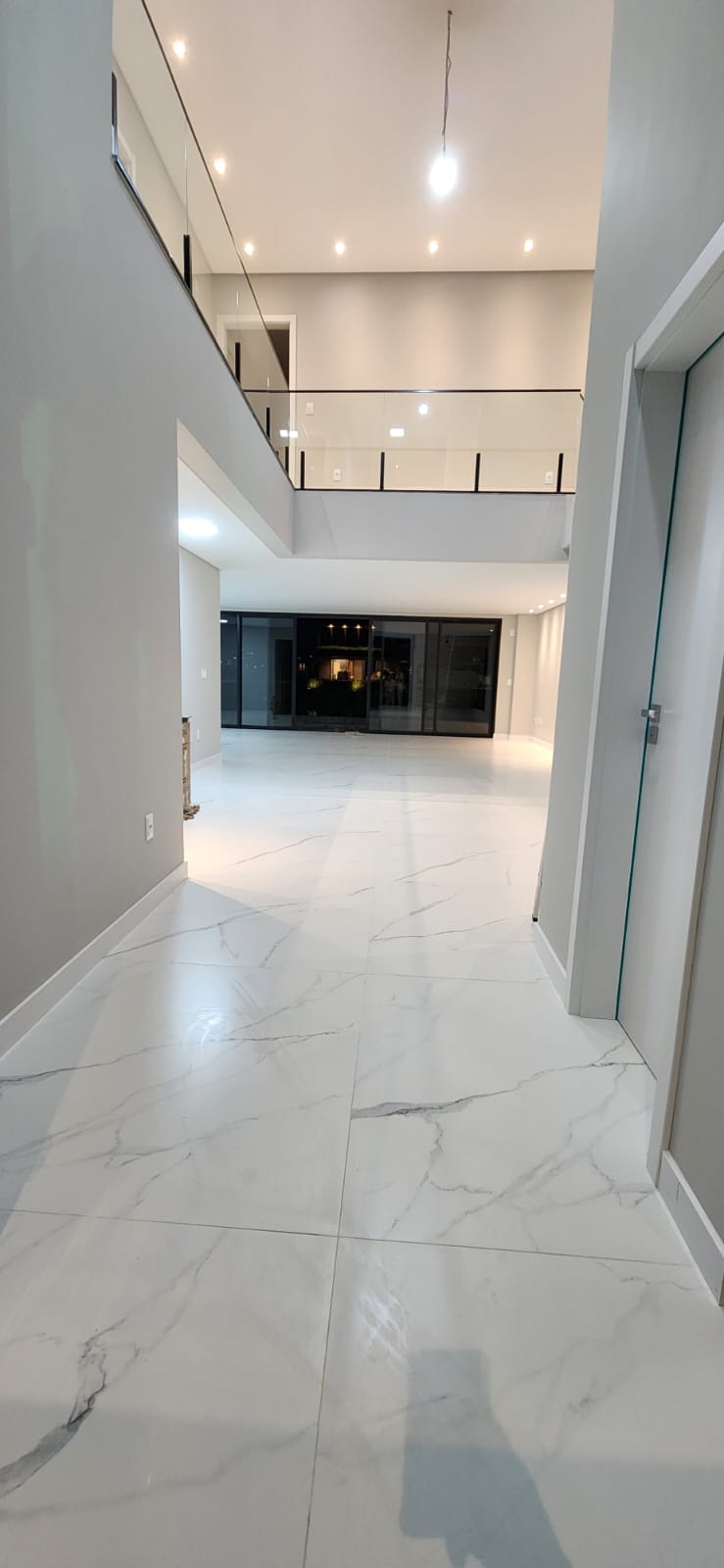 Acabamentos internos — Acabamento e Paisagismo — Residência Sr. Abraão, Palhoça, SC